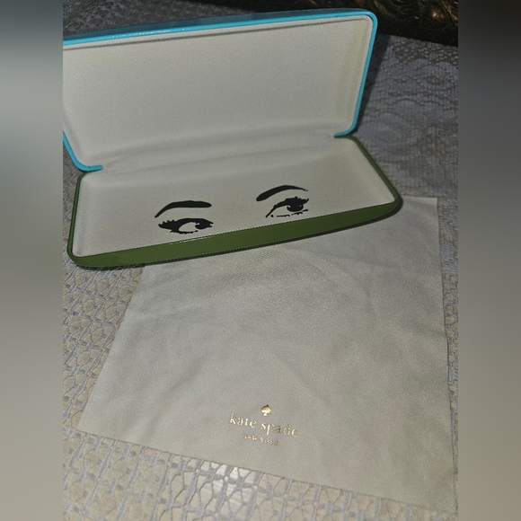 Kate Spade Glasses Case - Picture 2 of 12